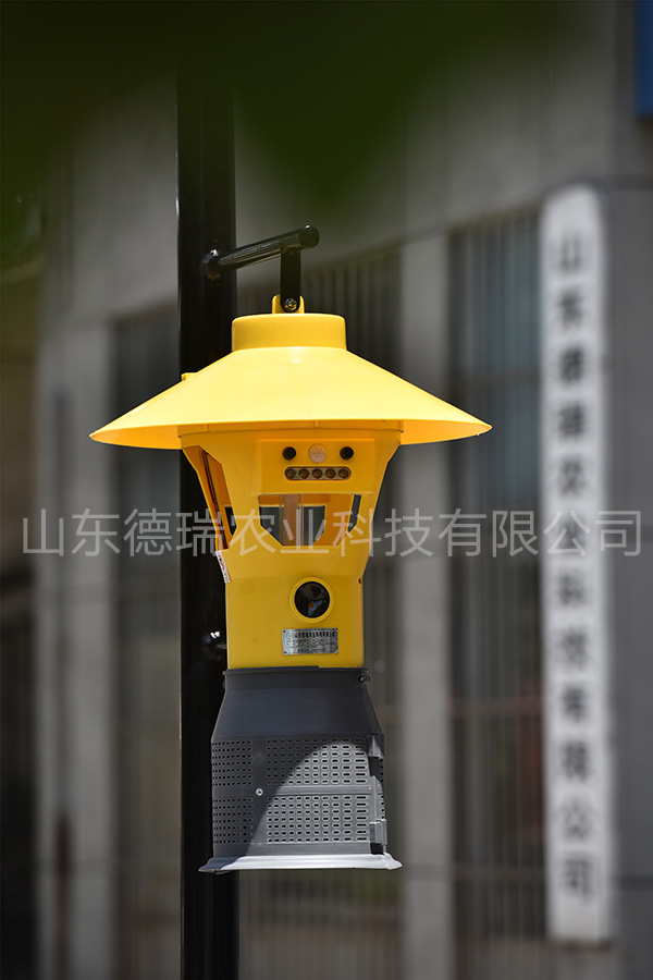 太阳能杀虫灯 太阳能杀虫灯